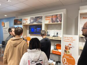 visite de la boutique Orange à Berck-sur-Mer